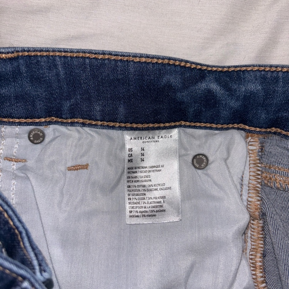 American Eagle Outfitters Medium Wash High Rise Shortie Jean Shorts - Picture 4 of 5